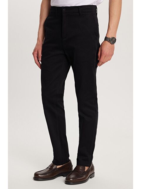 TUDORS Erkek Slim Fit Chino Esnek Yandan Cepli Önü Fermuarlı Pamuklu Dokulu Siyah Pantolon - S000519763-19351