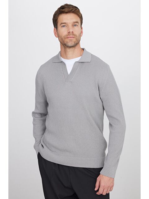 TUDORS Erkek Standart Fit Normal Kesim Pamuklu Polo V Yaka Gri Kazak - S000519788-20600