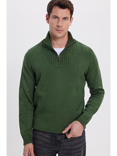 TUDORS Erkek Slim Fit Dar Kesim Armürlü Fermuarlı Yeşil Dik Yaka Kazak - S000519789-18194