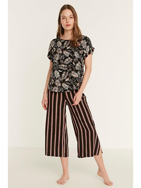 C&City Desenli Viskon Kısa Kol Pijama Takım 9081 Siyah - S000233878-19351