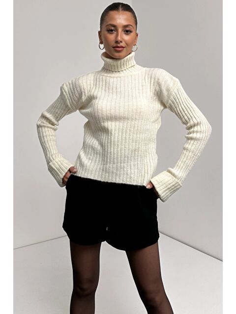 carla10 Şerit Desenli Dokulu Boğazlı Triko Kazak - S000459486-20063