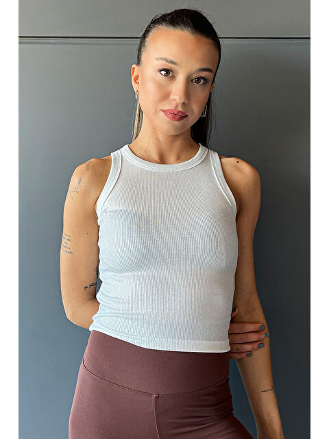 Gülseli Bisiklet Yaka Kolsuz Kadın Varak Baskılı Bluz - S000312545-20063