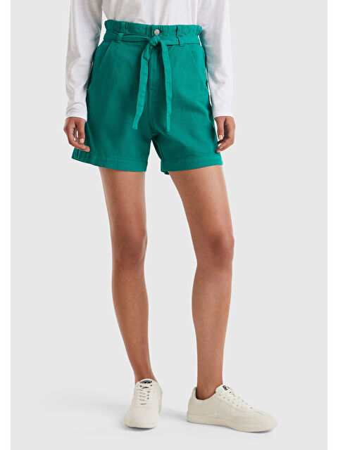 United Colors Of Benetton Kadın Petrol Yeşili %100 Pamuk 2 Cepli Kemer Detaylı Beli Büzgülü Bermuda Şort - S000307924-37401