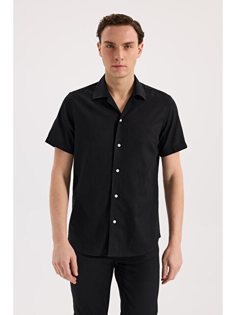 JAKAMEN Siyah Comfort Fit Klasik Yaka Kısa Kol Gömlek