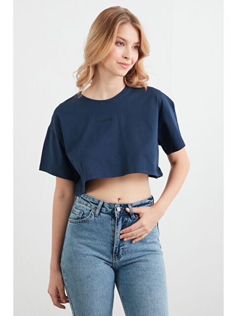 Fullamoda Kabartma Yazı Baskılı Crop Tişört - S000380901-21164