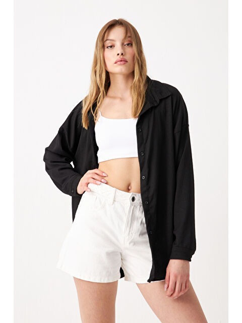Trendseninle Kadın Siyah Oversize Uzun Krinkıl Gömlek - S000374526-19351