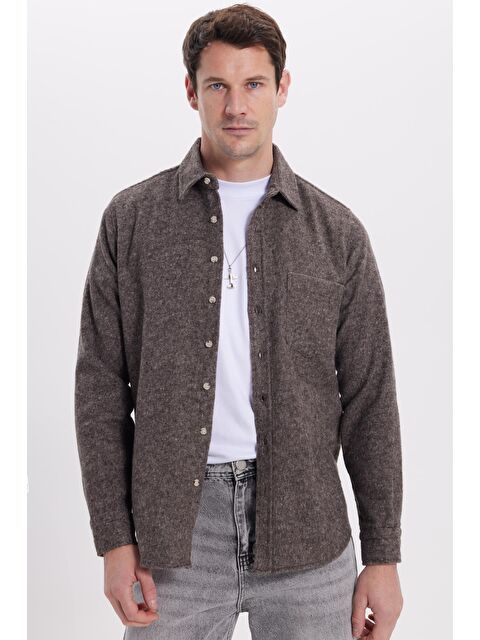 TUDORS Erkek Regular Fit Klasik Kesim Düz Cepli Koyu Kahverengi Oduncu Gömlek - S000519865-19413