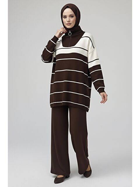 Tofisa Çizgili Fermuarlı Triko Takım Kahve - 27997-KAHVE - S000468348-19413