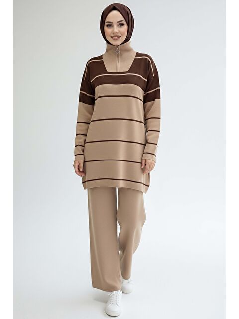 Tofisa Çizgili Fermuarlı Triko Takım Vizon - 27997-VIZON - S000468348-26429