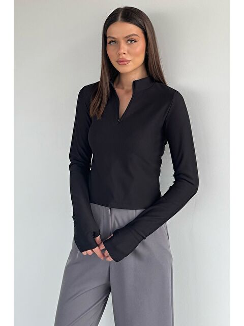 Gülseli Kadın Ön Yarım Fermuarlı Kendinden Çizgi Desenli Bluz - S000517533-19351