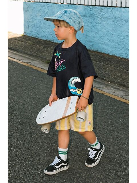 Monila Erkek Çocuk Pamuklu Bisiklet Yaka Baskılı T-Shirt Ve Şort Alt Üst Takım