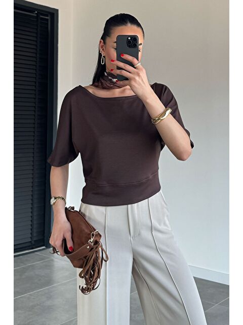 Gülseli Kadın Kayık Yaka Bluz