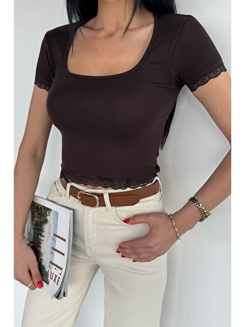 Gülseli Kadın Dantel Detaylı Elastanlı Crop Top Bluz