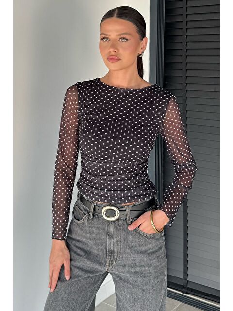 Gülseli Kadın Bel Büzgülü Puantiyeli Bluz