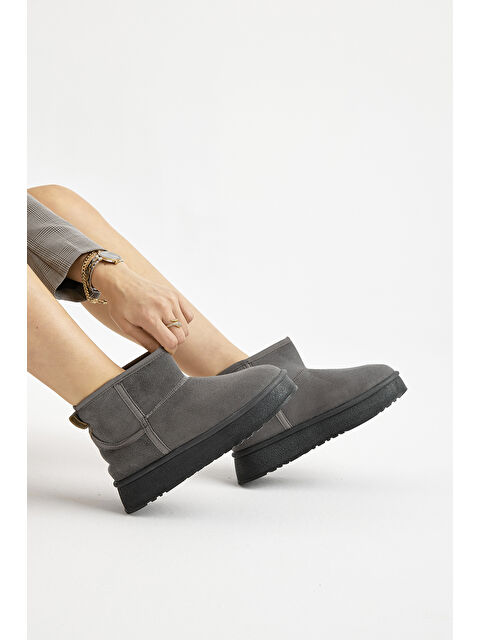 TONNY BLACK Kadın Füme Kalın Poli Taban Süet Görünümlü Günlük Bot - S000493859-33408