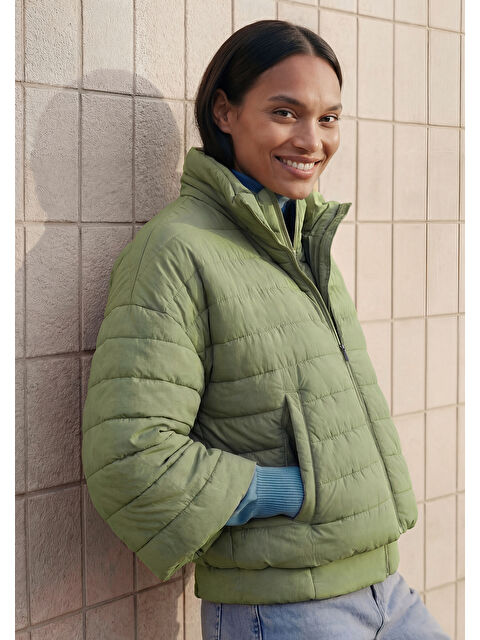 United Colors Of Benetton Kadın Haki Biyeli Cepli Fermuarlı Yüksek Yaka Ceket - S000517676-18547