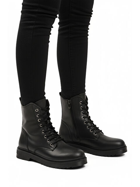 Ayakmod Siyah Cilt Kürklü Bağcıklı Fermuarlı Kaymaz Kadın Bot 525383 Z - S000458273-37437