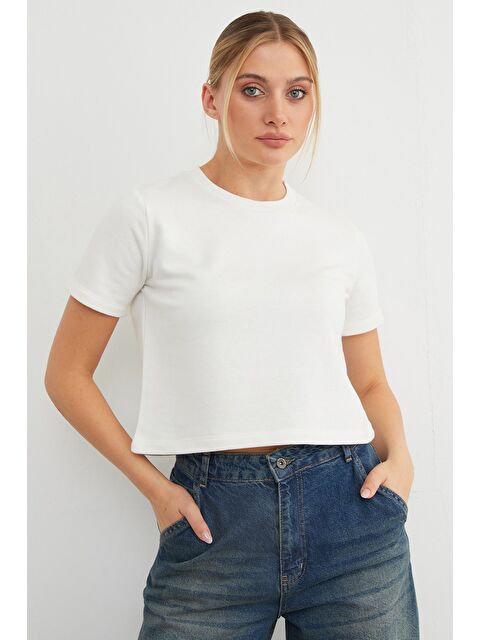 Fullamoda Basic Ribana Yaka Mevsimlik Crop Tişört - S000455055-19965