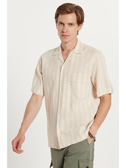 TUDORS Erkek Regular Fit Klasik Kesim Kısa Kollu Apaş Yaka Çizgili Cepli %100 Pamuk Gömlek - S000519906-23173