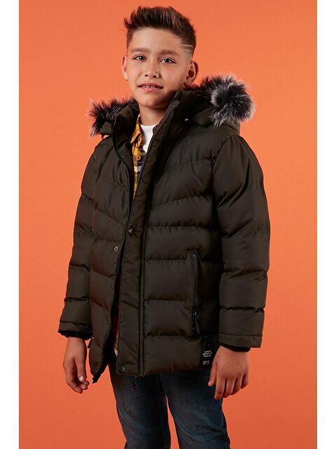 Lela Suni Kürklü Pelüş Astarlı Çıkarılabilir Kapüşonlu Erkek Çocuk Mont 5763028 - S000000714-18547