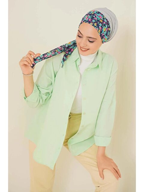 Hazelin Kadın Tesettür Açık Yeşil Geniş Kalıp Uzun Basic Gömlek HZL24W-BD139001 - S000106305-29488