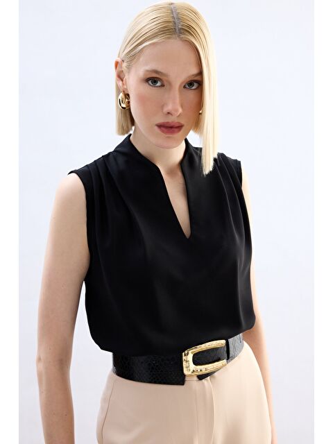 SATEEN Hakim Yaka Kolsuz Bluz - Siyah - S000323416-19351