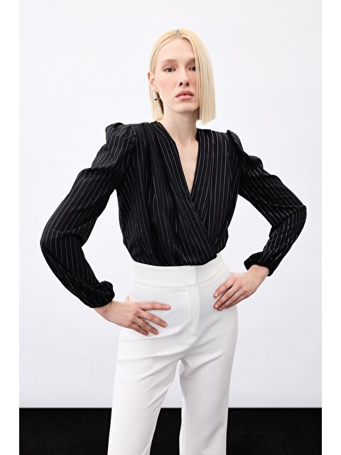 SATEEN Parlak Çizgili Bodysuit Bluz - Siyah - S000323424-19351