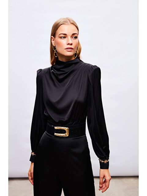 SATEEN Kol Aksesuar Detaylı Bluz - Siyah - S000323373-19351