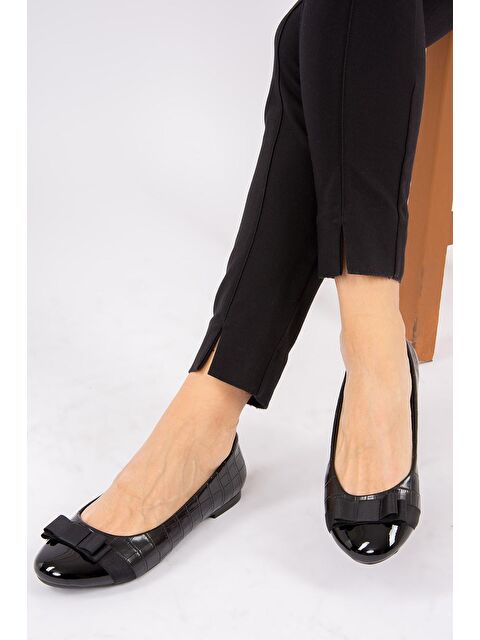 Fox Shoes Siyah Kadın Babet G726019511 - S000032069-19351