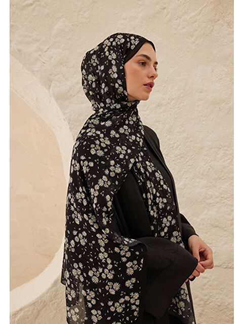 Fresh Scarfs Papatya Desen Rami Şal Siyah