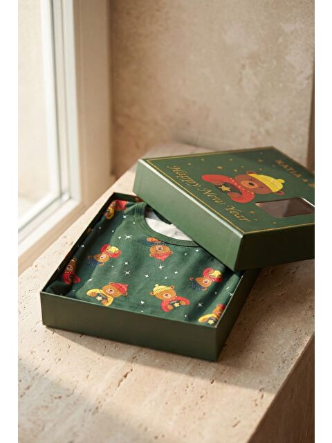 Katia And Bony Çocuk Teddy Desenli Kutulu Yılbaşı Pijama Takımı Yeşil - S000487235-18194