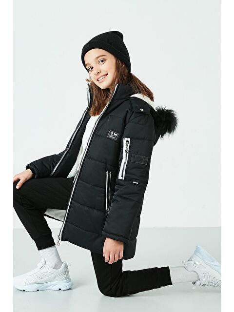 Lela Yakası Suni Kürklü Kapüşonlu Cepli Mont 6035054 - S000000685-19351
