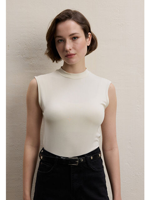 Fresh Scarfs İnci Sıfır Kol Bambu Body