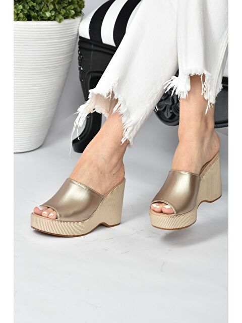 Fox Shoes K250101509 Altın Kadın Terlik - S000052802-20076