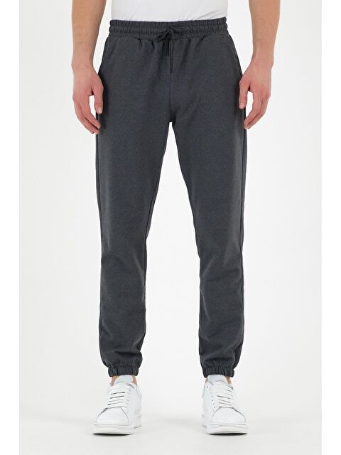 Mmetalic Antrasit  Erkek Büyük Beden Jogger Eşofman Altı Etiketli Arka ve Yan Cepli Regular Fit Lastik Paça - S000286966-29666
