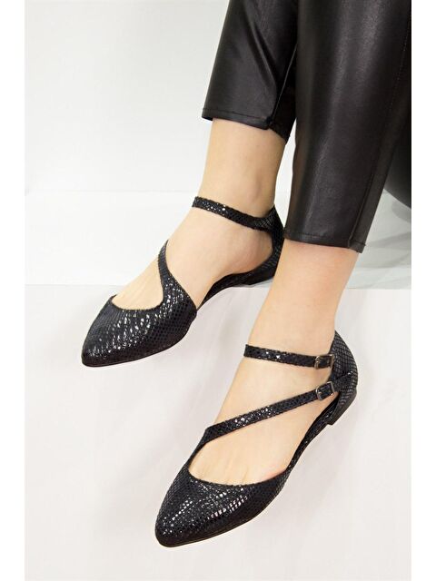 Fox Shoes Siyah Kadın Babet D726016907 - S000037973-19351