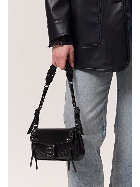 Manuka Toka Detaylı Omuz Çantası Siyah - S000388944-19351