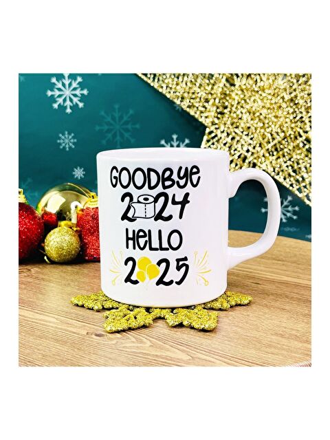 Bam Hediyelik Eşya Güle Güle 2025 Merhaba 2026 Yılbaşı Tasarımlı Kupa Filtre Kahve Ve Dilek Şişesi Yılbaşı Seti - S000268984-23173