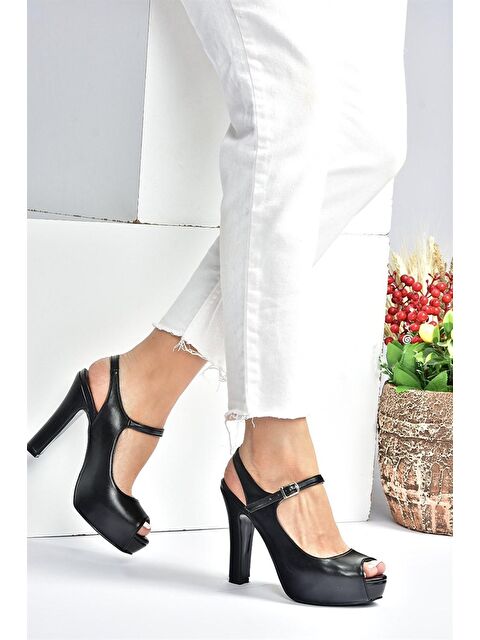 Fox Shoes Siyah Platform Topuklu Kadın Abiye Ayakkabı M348007009 - S000044186-19351