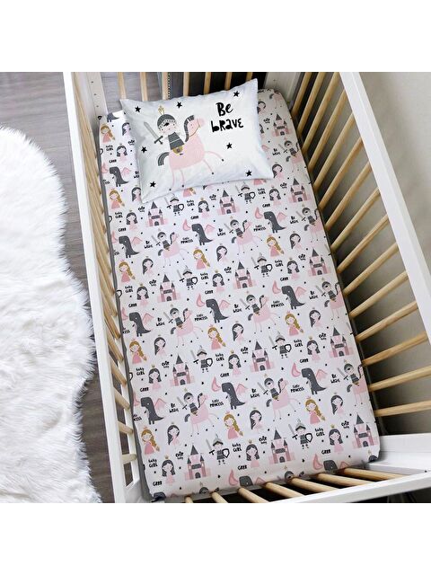 Evmila Prens Ve Prenses Desen Baskılı Bebek Boy Lastikli Çarşaf Seti Renkli 60x120 cm - S000038027-23173