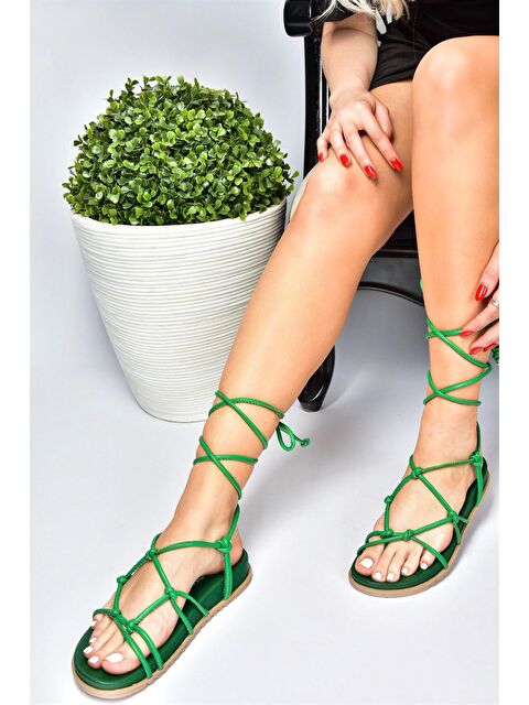 Fox Shoes Yeşil Bağlama Detaylı Kadın Sandalet M705143909 - S000044207-18194