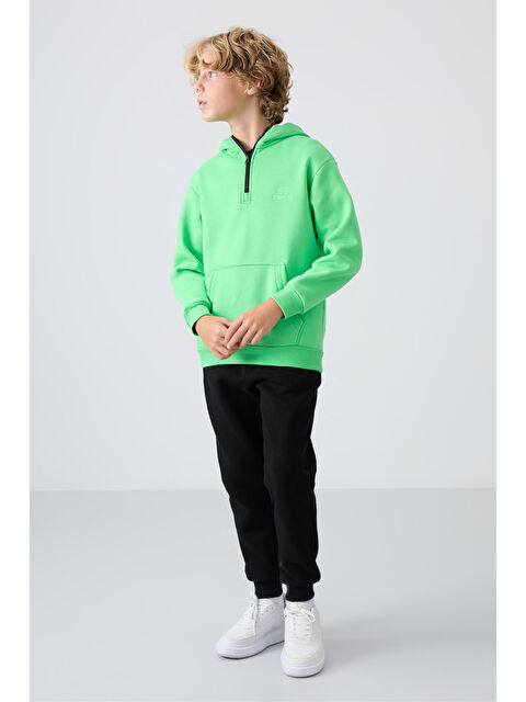 Tommylife Siyah Pamuklu Kalın İçi Tüylü Yumuşak Dokulu Standart Fit Nakışlı Erkek Çocuk Eşofman Alt - 11224 - S000330226-19351