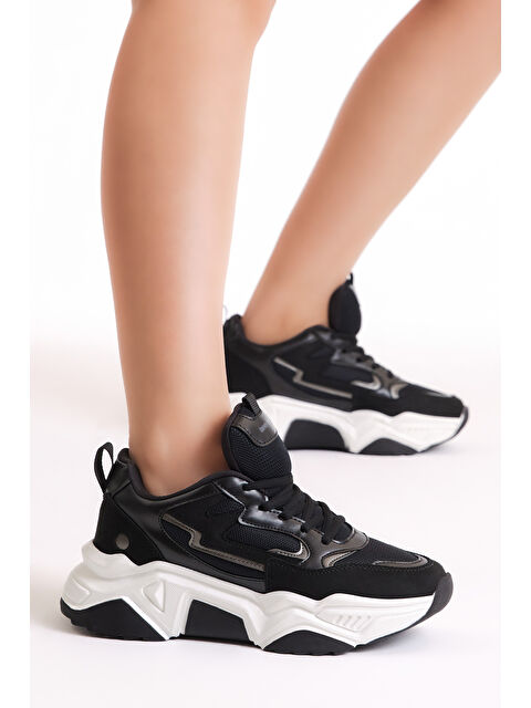 TONNY BLACK Kadın Siyah Beyaz Rahat Kalıp Yüksek Poli Taban Bağcıklı Spor Ayakkabı - S000050848-37424