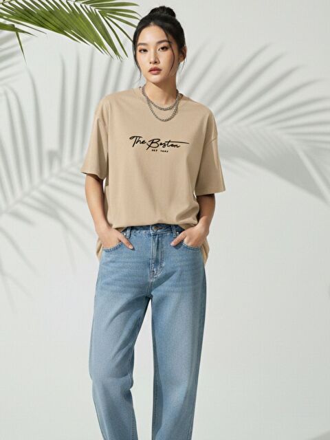 Trendseninle Kadın Bej The Boston Baskılı Tişört - S000522942-19928