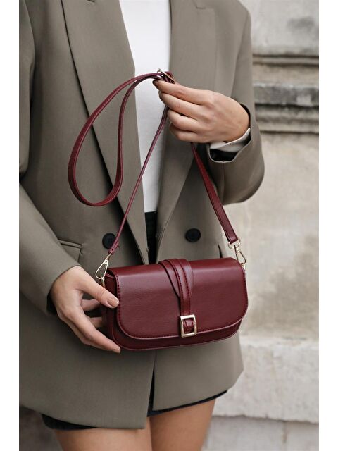 MADAMRA Alina Tokalı Çapraz Askılı Kadın Çanta - Bordo - S000027374-19951