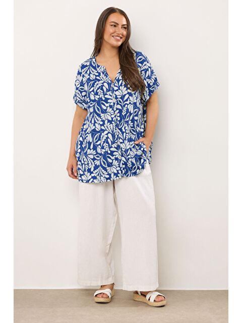 Stil Diva Büyük Beden Polo Yaka Kısa Kollu Düğmeli Çiçek Desenli Bluz 616290 - S000427768-17234