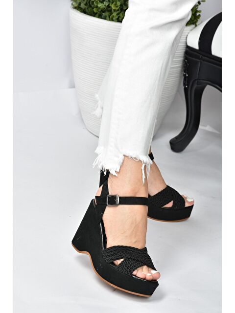 Fox Shoes K250909002 Siyah Dolgu Taban Kadın Ayakkabı - S000051754-19351