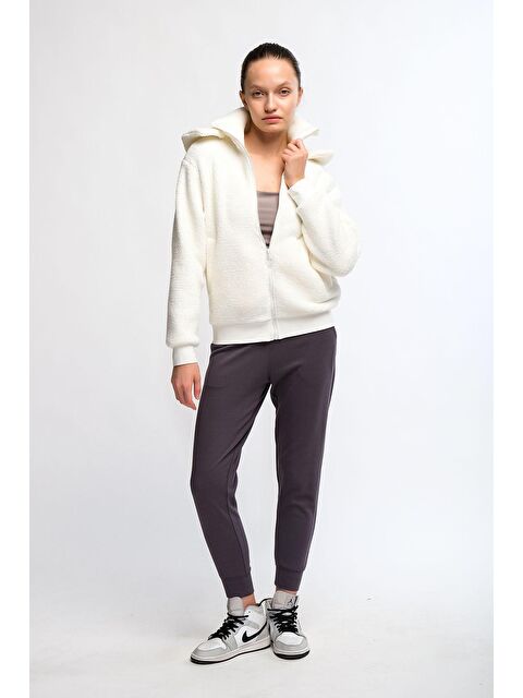 Chandraswear Beyaz Kadın Fermuarlı Kapüşonlu Pelüş Hırka - Paret - S000055700-20063