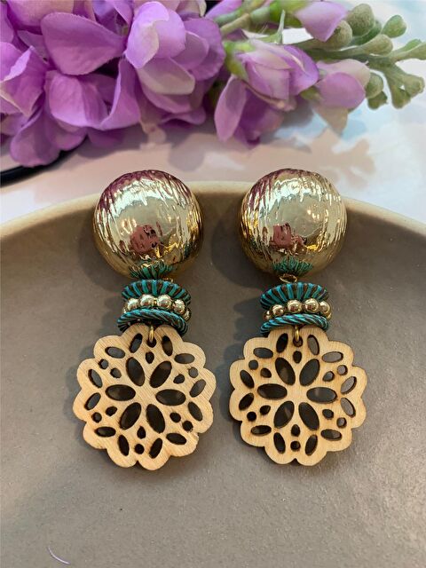 Pelin Aksesuar Ahşap Çiçekli Tasarım Küpe - S000051949-23173