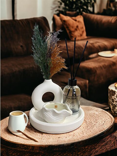 Havalı Tasarım Beyaz Renk Özel Tasarım Oda Kokulu Ve Vazolu , Deniz Kabuğu Mum Standlı Aksesuar Seti - S000168133-37560